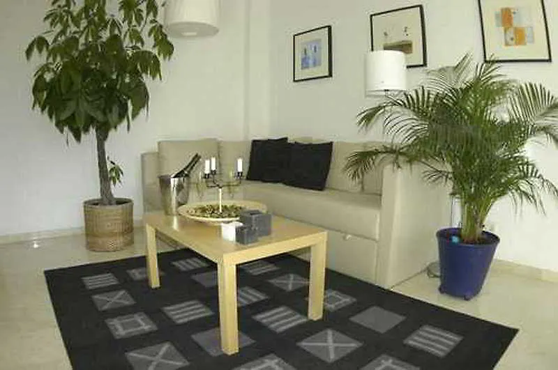 Marina Beach Apartments location